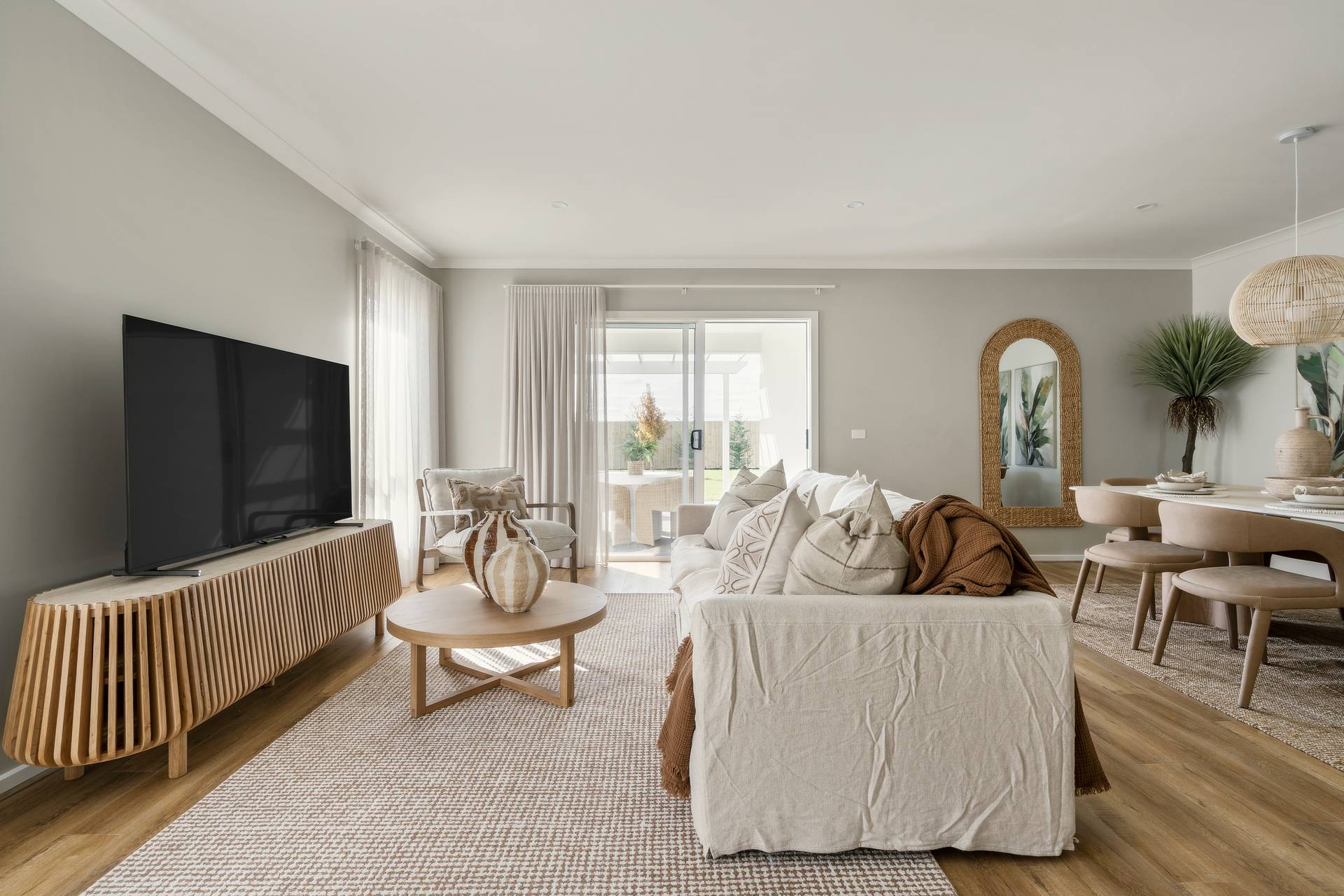 Lot 2014 Hunting Dr by Sherridon Homes
