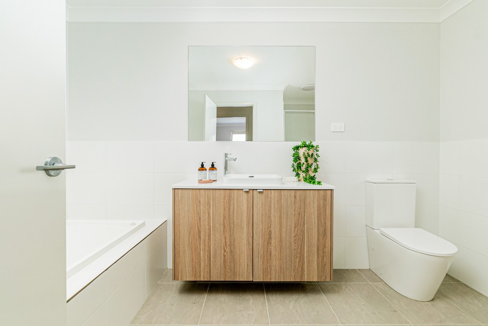 The Groves Estate - Austral - Lot 304