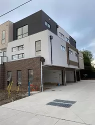 1 Newman Road, Wantirna South VIC 3152 - Wantirna South