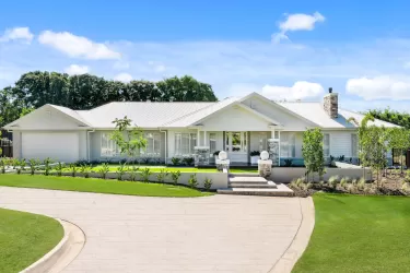 Bridgeman Hilltop Estate - Bridgeman Downs QLD 4035
