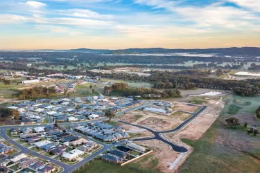 Daintree - 167 Mckoy Street, West Wodonga VIC 3690 - West Wodonga
