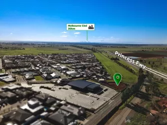 Eco7 on Duncans Estate - 228-230 Duncans Road, Werribee VIC 3030 - Werribee