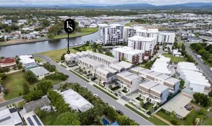 Espera Residences - 3-13 Nelson Avenue, Hope Island QLD 4212 - Hope Island