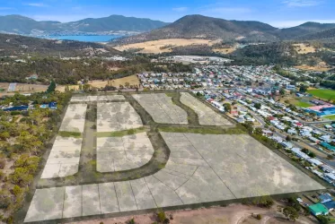 Sugarloaf View Estate - 74 Sugarloaf Road & 6 Aralia Street, Risdon Vale TAS 7016 - Risdon Vale