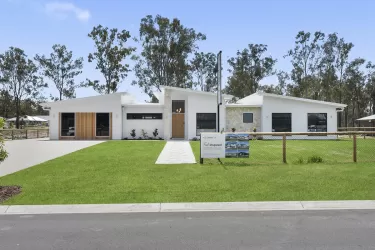 The Fairways Estate - 1 Stirling Drive, Kensington Grove QLD 4341 - Kensington Grove