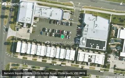 Berwick Square Estate - 121s Grices Road, Clyde North VIC 3978 - Clyde North