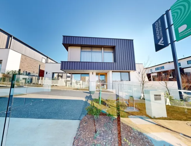 Molonglo 1