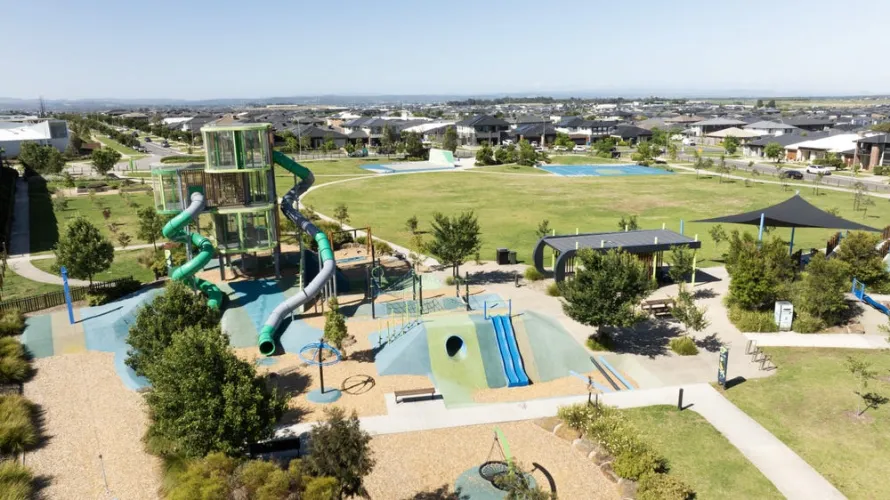 Eliston Place - Clyde - Lot 1 Playground