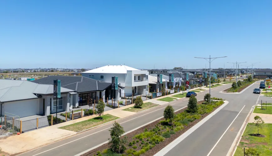 Bluestone Estate - Tarnei Streetscape