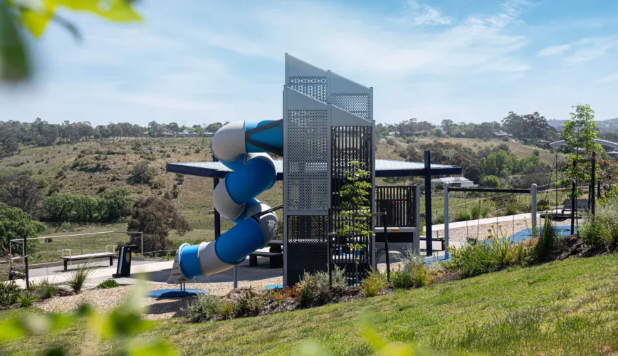 Everley Estate - Sunb Playground