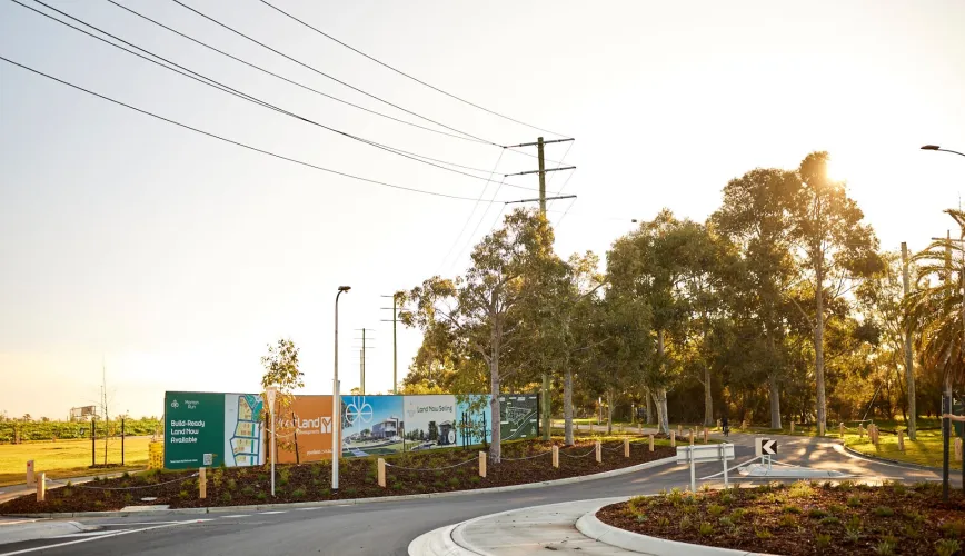 Marran Run Estate - Thomastown Streetscape
