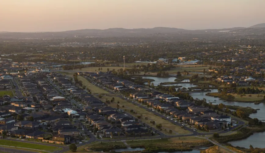 Mondous Island at Berwick Waters - 157 Honour Avenue, Clyde North VIC 3978 - Clyde North