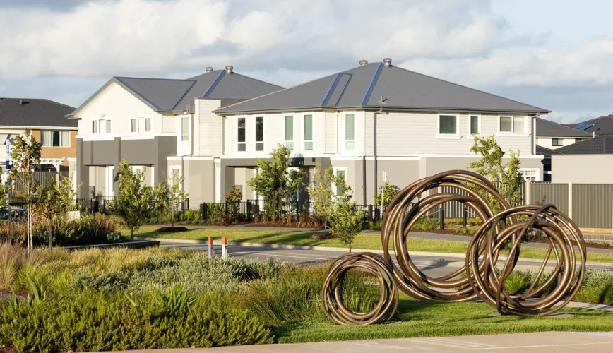 Orana Estate - 375 Pattersons Road, Clyde North VIC 3978 - Clyde North