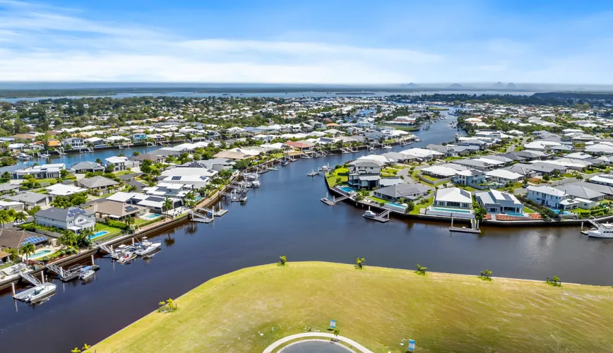 Pacific Harbour Bribie Island Estate - Banksia Beach 