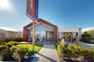 Newbury 28 |  @ Armstrong Estate - Mount Duneed