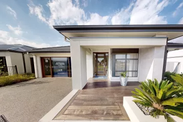 Avanti 29 |  @ Austin Estate - Lara