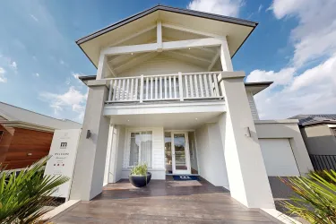 Merricks 37 |  @ Austin Estate - Lara