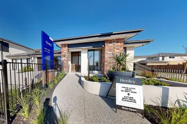 Sabrina 225-S24 | Lena @ Berwick Waters Estate - Clyde North