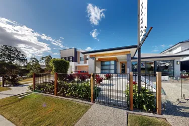 Quartz 27 |  @ Ellendale Estate - Upper Kedron