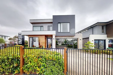 Kiwi 35 |  @ HomeWorld Marsden Park - Marsden Park