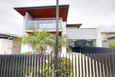 California 32 |  @ HomeWorld Marsden Park - Marsden Park