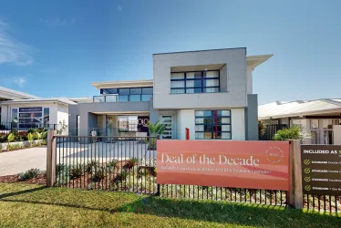 Enigma 46 |  @ HomeWorld Thornton - Thornton