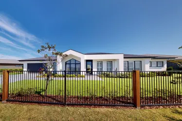 Ellsley 24 |  @ HomeWorld Thornton - Thornton