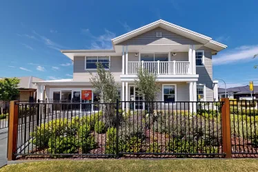 Windermere 35 |  @ HomeWorld Thornton - Thornton