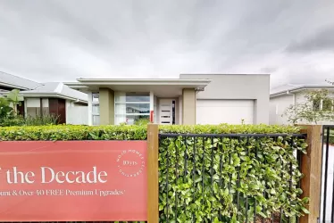 Rhapsody 26 | Canvas @ Housing World Wongawilli - Wongawilli 