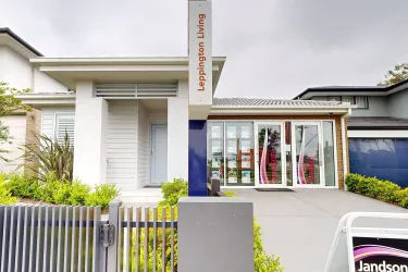 Lamont 19 |  @ Leppington Living Display Village - Leppington