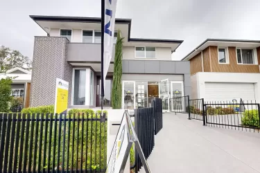 Saturn 35 | Evoke @ Leppington Living Display Village - Leppington