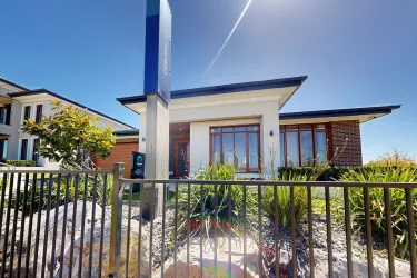 Matisse 33 | Grandeur (Brick) @ Orana Estate - Clyde North