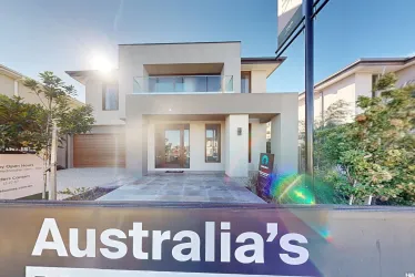 Rothfield Grand Deluxe Theatre Atrium 54 | Primavera Hebel @ Smiths Lane Estate - Clyde North