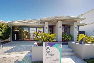 Eden 23 | Polo @ Stockland Aura Sunshine Coast - Banya