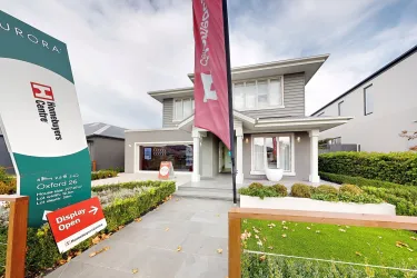 Oxford 26 |  @ Stockland Aurora - Wollert