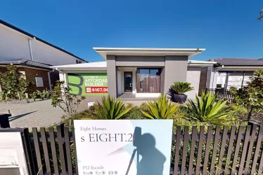 s EIGHT.2 |  @ Stockland Evergreen - Clyde