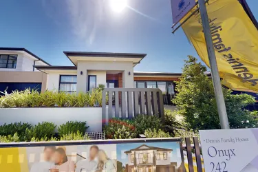 Onyx 24 |  @ Stockland Katalia - Donnybrook