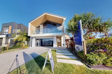 Bayview |  @ Stockland Newport Waterside - Newport