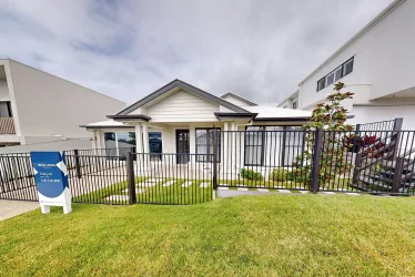 Finley 265 |  @ Stockland Shoreline - Redland Bay