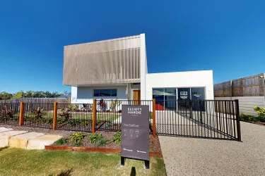 Stafford |  @ Stockland Springfield Rise - Spring Mountain