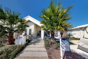 Cambridge 24 |  @ Stockland Springfield Rise - Spring Mountain