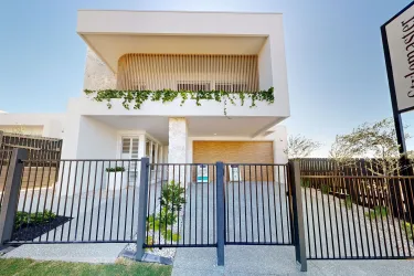 Piazza 46.5 | Airlie @ Stockland Springfield Rise - Spring Mountain