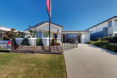 Riverway 26 | Dockside  @ Whiterock Estate - White Rock