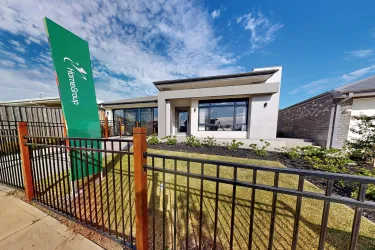 Boston 29 |  @ Windermere Estate - Mambourin