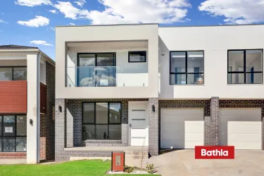 124 Cranbourne Street - Riverstone