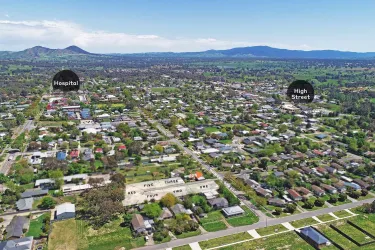 8 Hunter Street, Mansfield Aerial