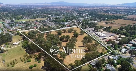 Alpine Estate - Mansfield