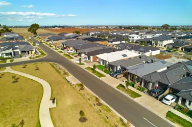 Botania Estate - Fraser Ris Aerial