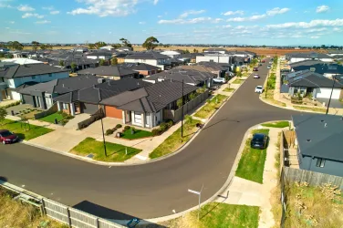 Botania Estate - Fraser Ris Aerial