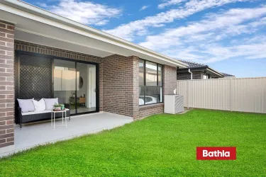 Broadleaves Estate - The Ponds Garden 1